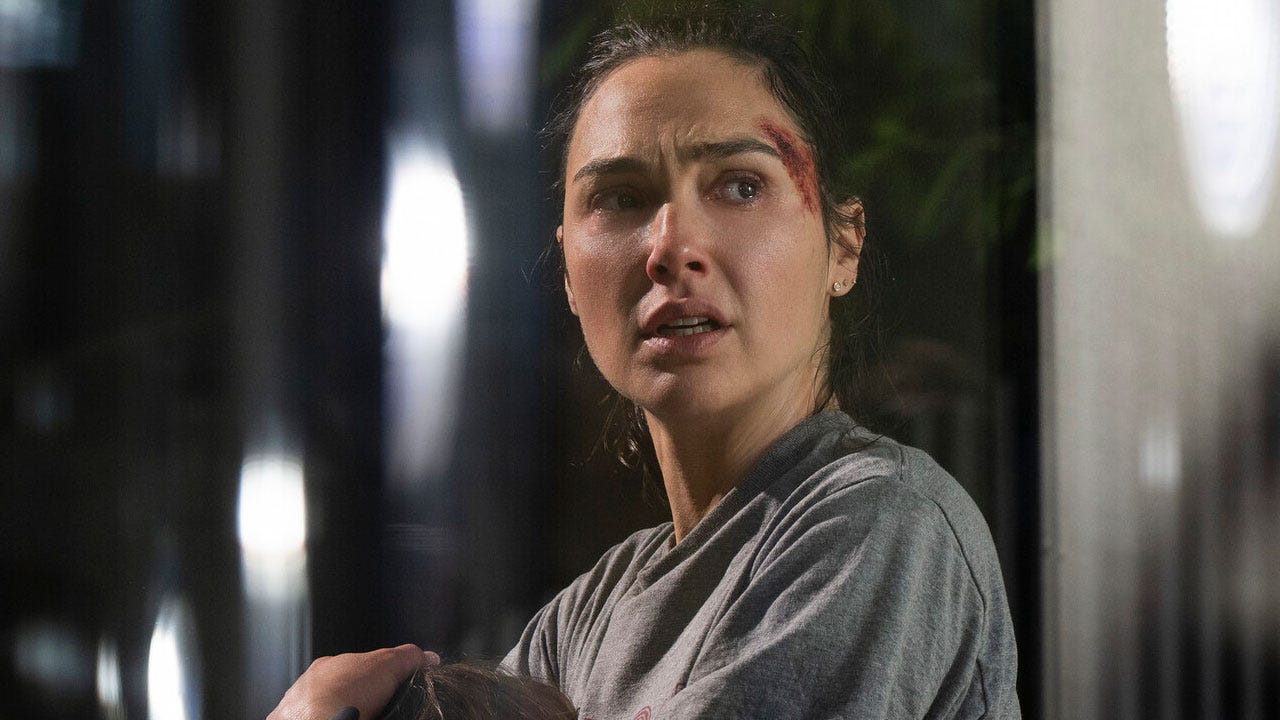 Gal Gadot Tries and Fails